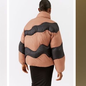 Native Youth Wave Puffer Jacket - size XS